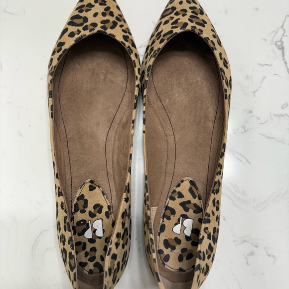 Nordstrom BP Point Toe Flats  Leopard Print  size 8.5 NWT - Picture 4 of 6